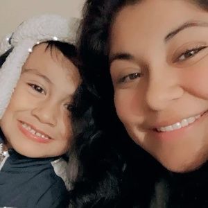 Meet your Posher, Mayra